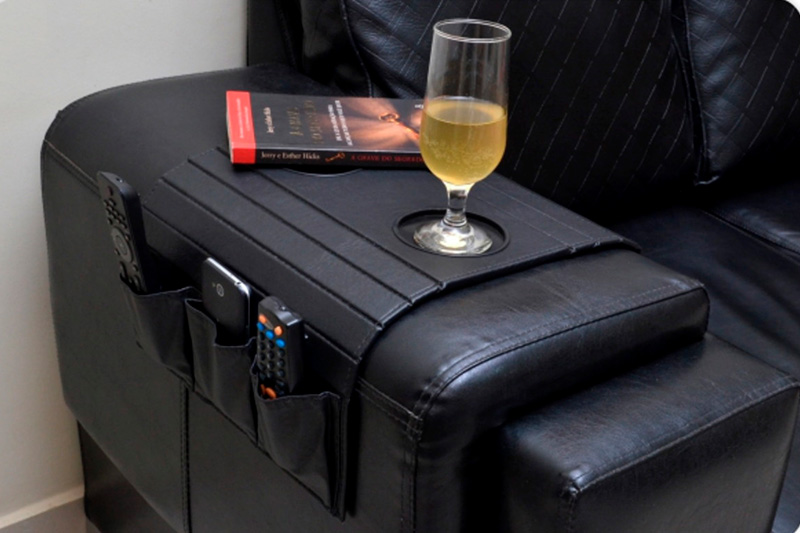 Bandeja para Braço de Sofá com Porta Copos e Controle Koniro Preto