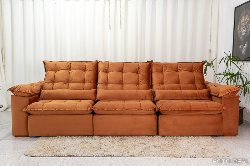 Sofá Retrátil Reclinável 3.20m Emanuelly Veludo Terracota 24 - D28 Soft - Imagem 4