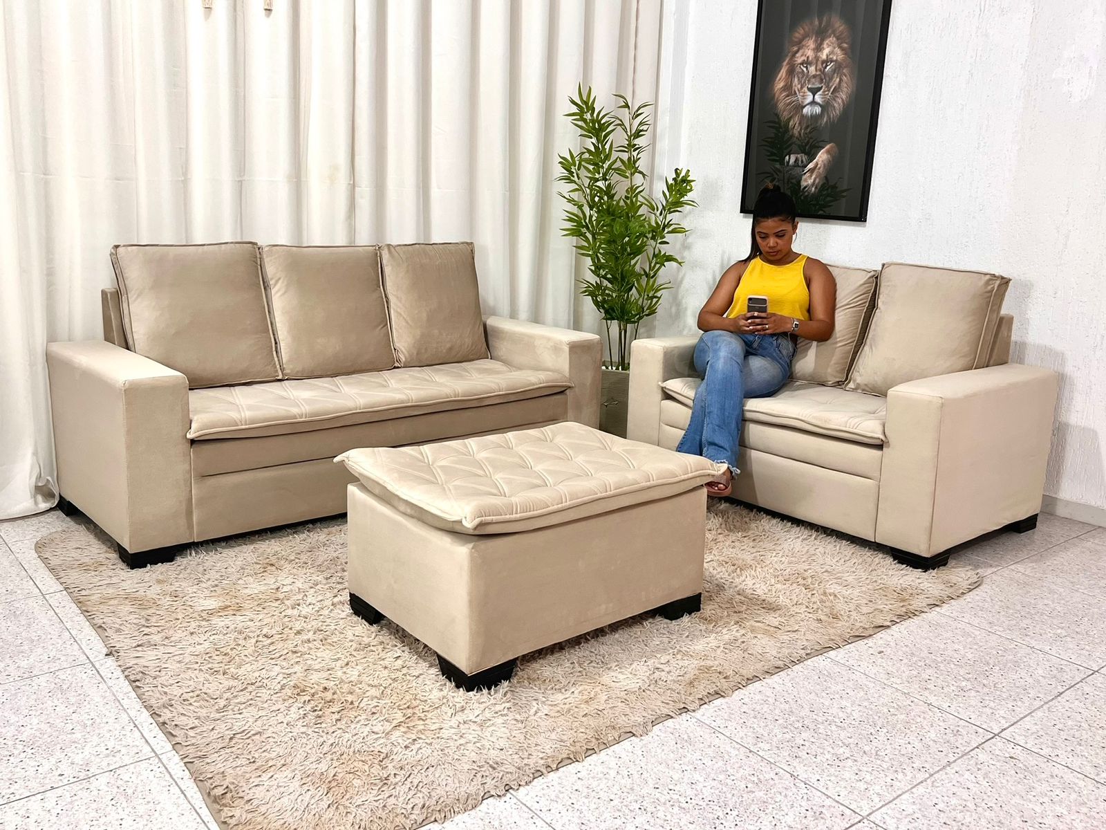 Sofá 3 e 2 lugares França com Puff Veludo Bege A32