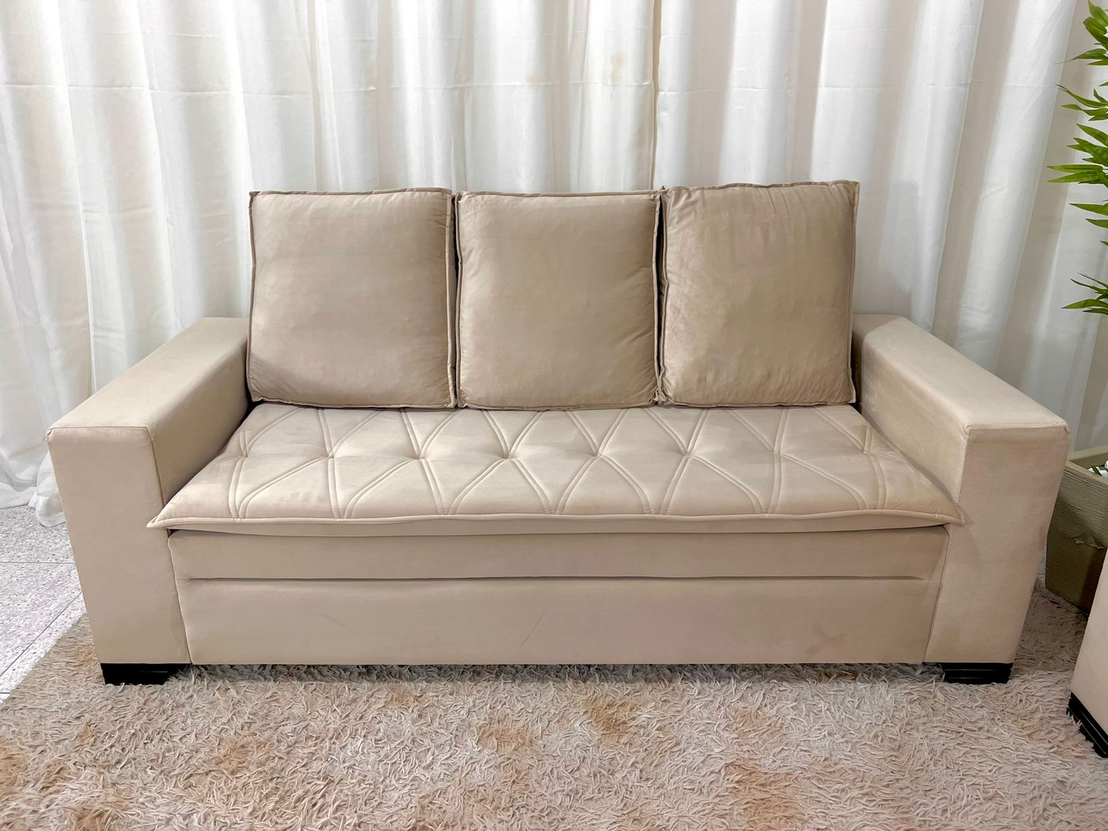 Sofá 3 e 2 lugares França com Puff Veludo Bege A32 - Imagem 3